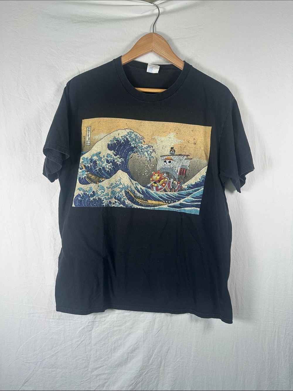 Black Short-Sleeve Graphic Tee with Ocean Wave Art